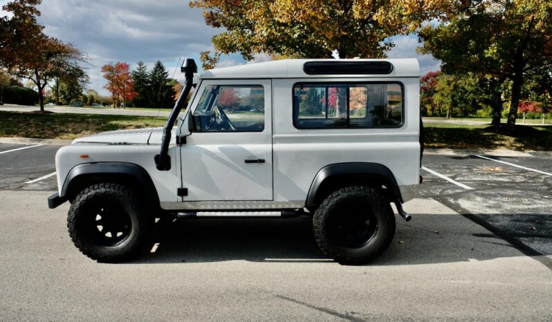 
								1994 Land Rover Defender 90 200Tdi 5-Speed full									