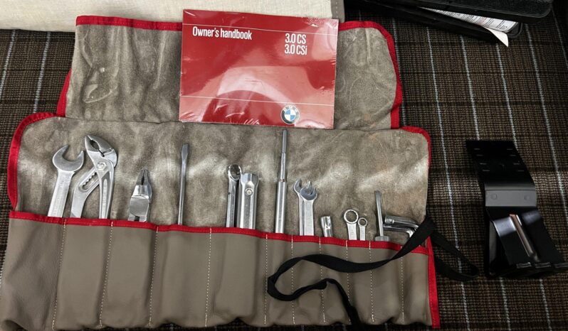 
								1974 BMW 3.0CS 5-Speed full									