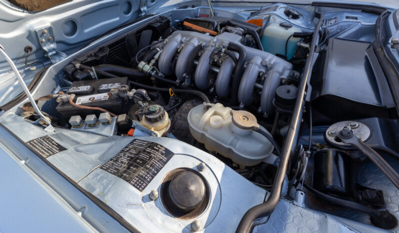 
								1974 BMW 3.0CS 5-Speed full									