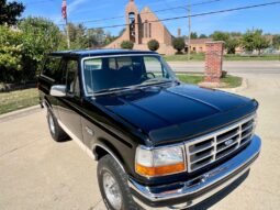 
										1993 Ford Bronco Eddie Bauer Convertible full									