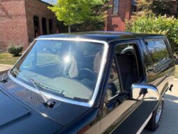 
										1993 Ford Bronco Eddie Bauer Convertible full									