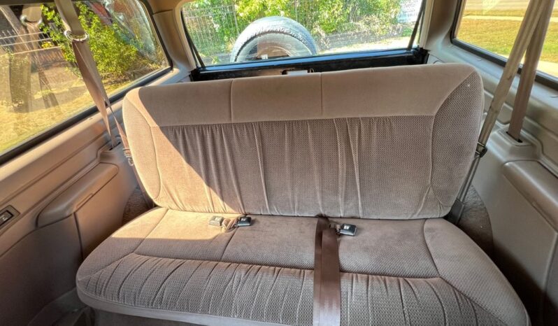 
								1993 Ford Bronco Eddie Bauer Convertible full									