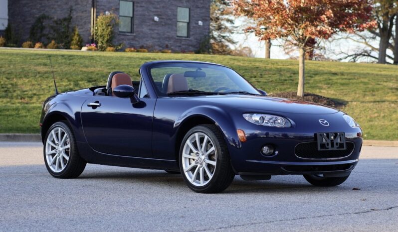 
								2008 Mazda MX-5 Miata Grand Touring full									