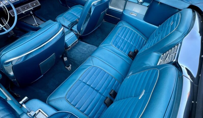 
								1964 Ford Galaxie XL White Convertible full									