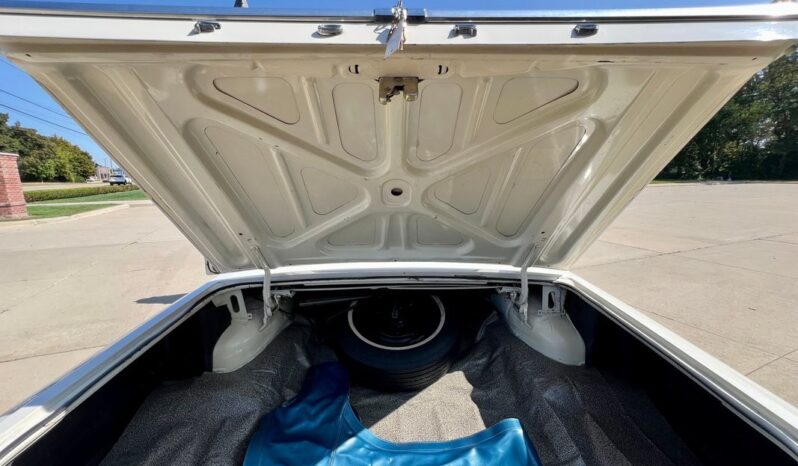 
								1964 Ford Galaxie XL White Convertible full									