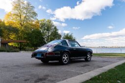 
										1972 Porsche 911T Targa 5-Speed full									