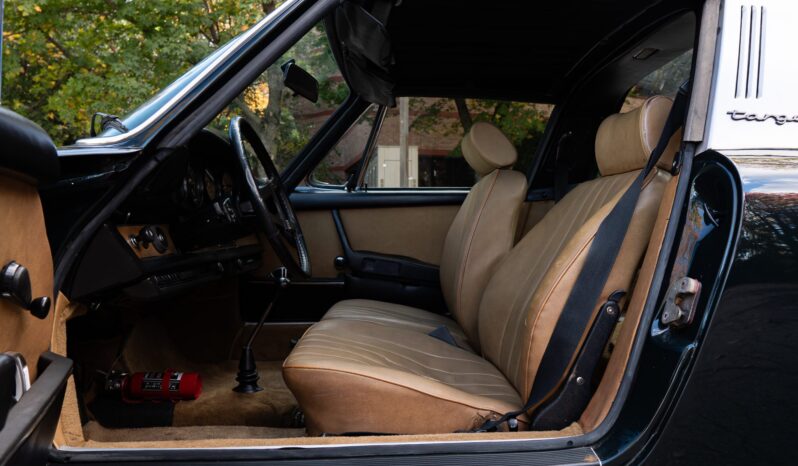 
								1972 Porsche 911T Targa 5-Speed full									