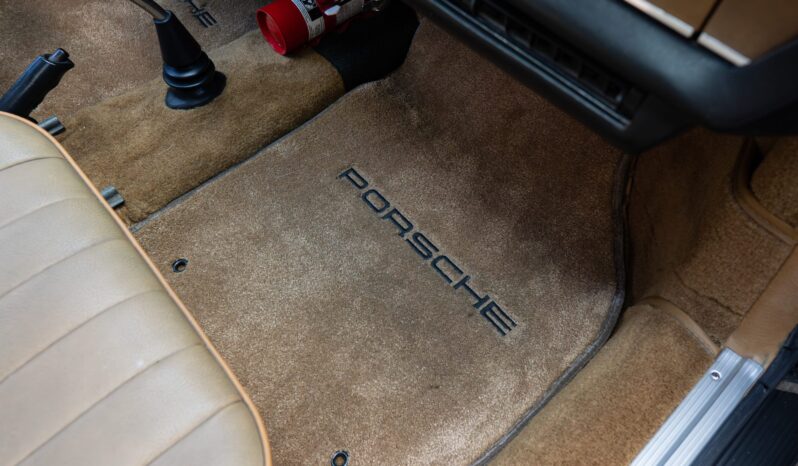 
								1972 Porsche 911T Targa 5-Speed full									