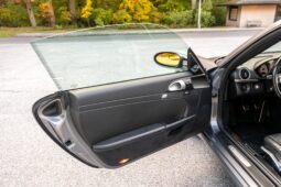 
										2006 Porsche Cayman S 6-Speed full									