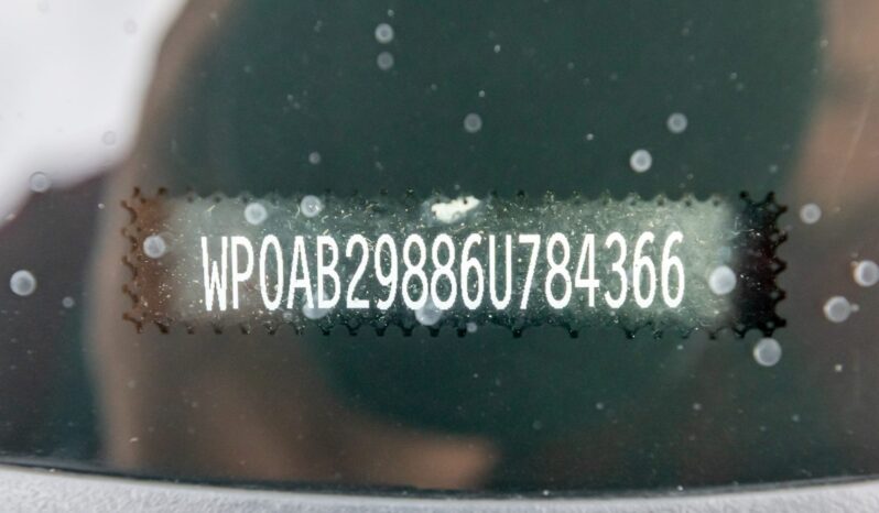 
								2006 Porsche Cayman S 6-Speed full									