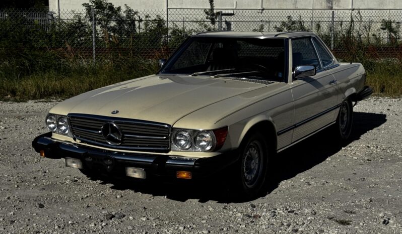 
								1985 Mercedes-Benz 380SL full									