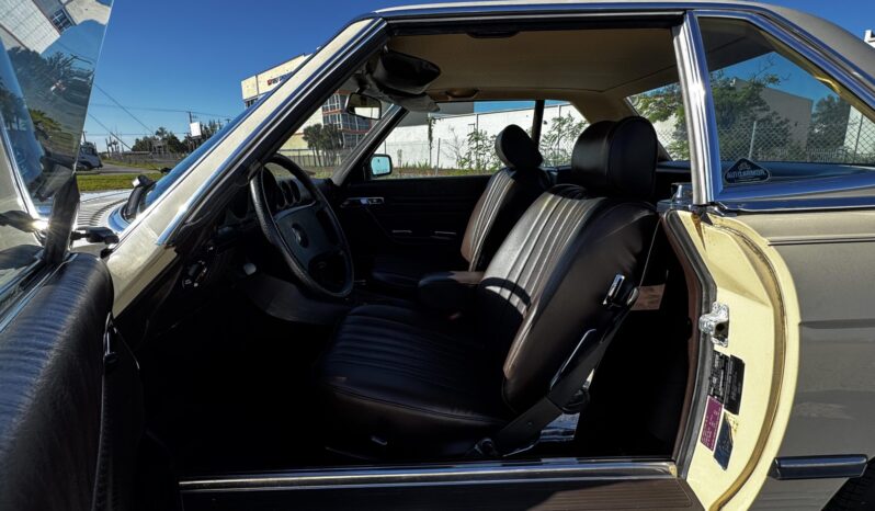 
								1985 Mercedes-Benz 380SL full									