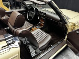 
										1985 Mercedes-Benz 380SL full									