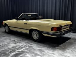 
										1985 Mercedes-Benz 380SL full									