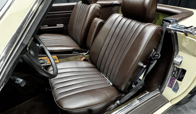 
								1985 Mercedes-Benz 380SL full									