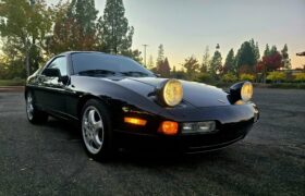 1990 Porsche 928 S4