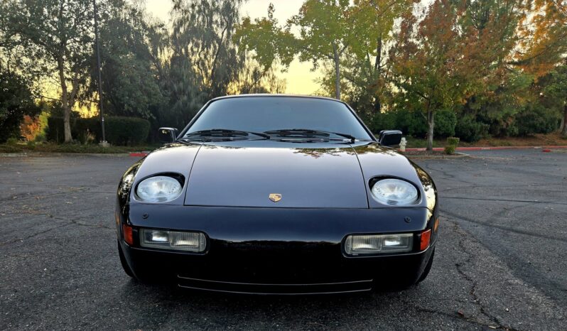 
								1990 Porsche 928 S4 full									