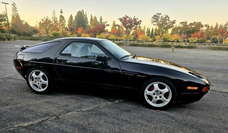 
								1990 Porsche 928 S4 full									