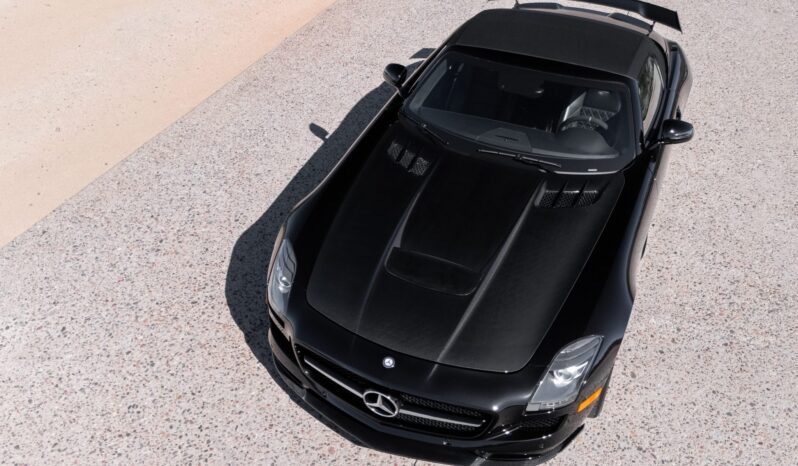 								2015 Mercedes-Benz SLS AMG GT Roadster Final Edition full									