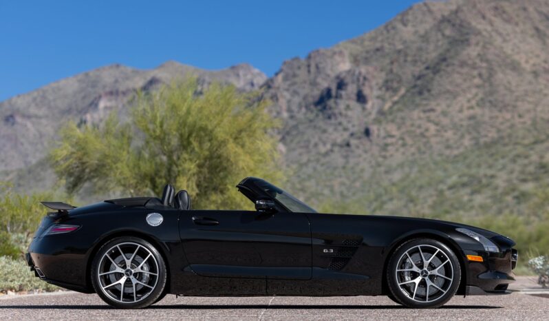 								2015 Mercedes-Benz SLS AMG GT Roadster Final Edition full									