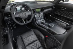 2015 Mercedes-Benz SLS AMG GT Roadster Final Edition