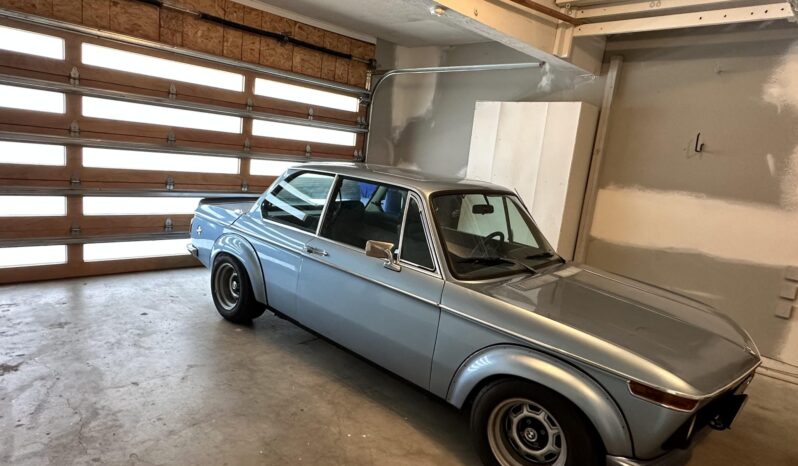 
								1975 BMW 2002 4-Speed full									