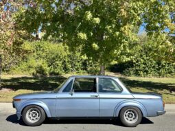 
										1975 BMW 2002 4-Speed full									