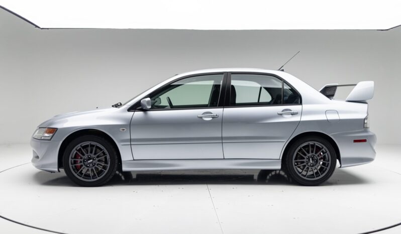 
								2005 Mitsubishi Lancer Evolution VIII MR full									