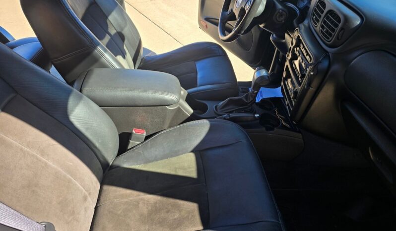 
								2006 Chevrolet Trailblazer 6.0 Liter V8 full									