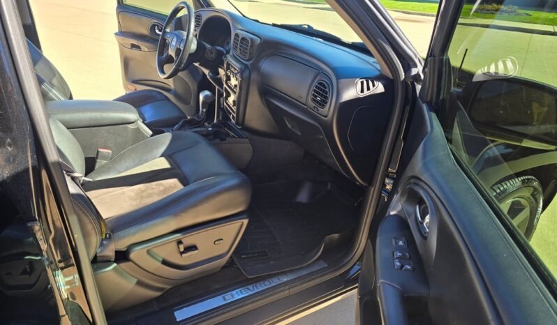 
								2006 Chevrolet Trailblazer 6.0 Liter V8 full									