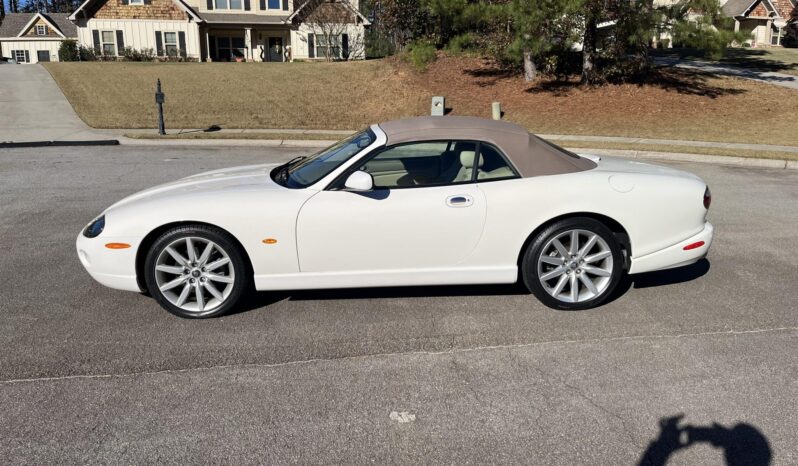 
								2005 Jaguar XK8 Convertible full									