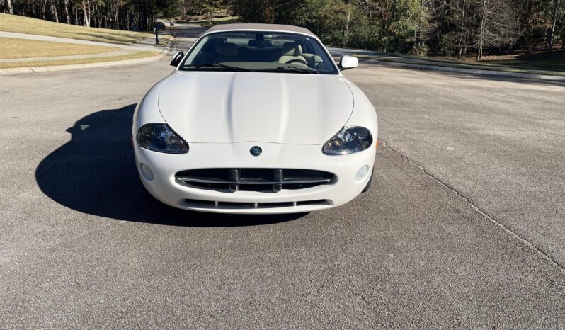 
								2005 Jaguar XK8 Convertible full									