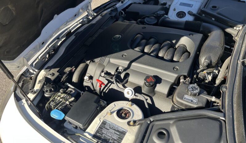 
								2005 Jaguar XK8 Convertible full									