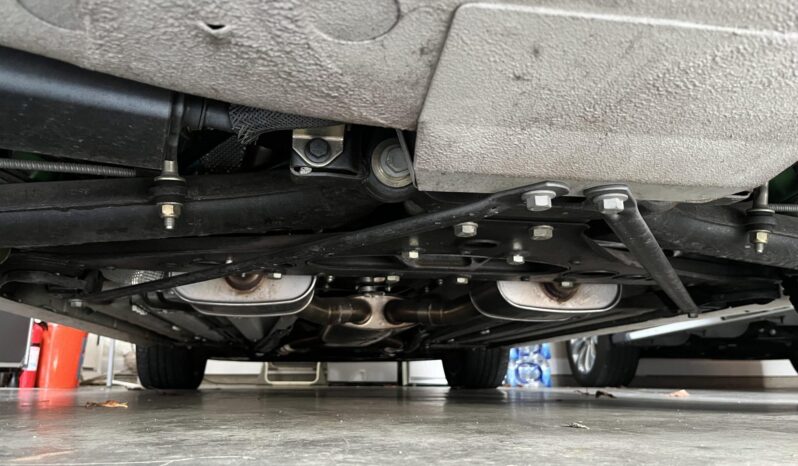 
								2005 Jaguar XK8 Convertible full									