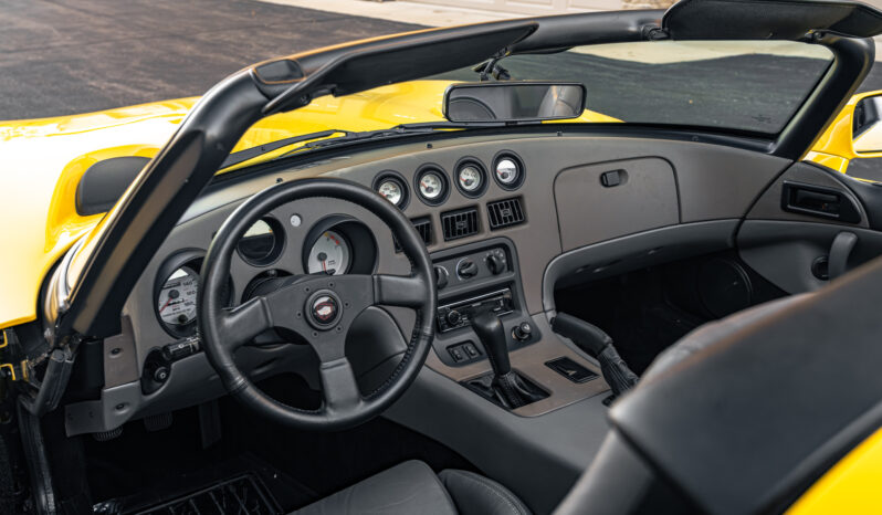 
								1995 Dodge Viper RT10 full									