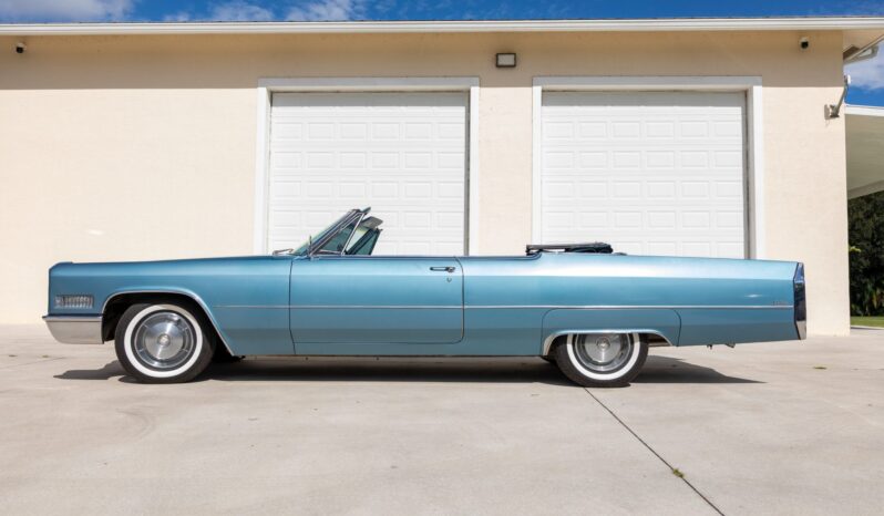 
								1966 Cadillac DeVille Convertible full									