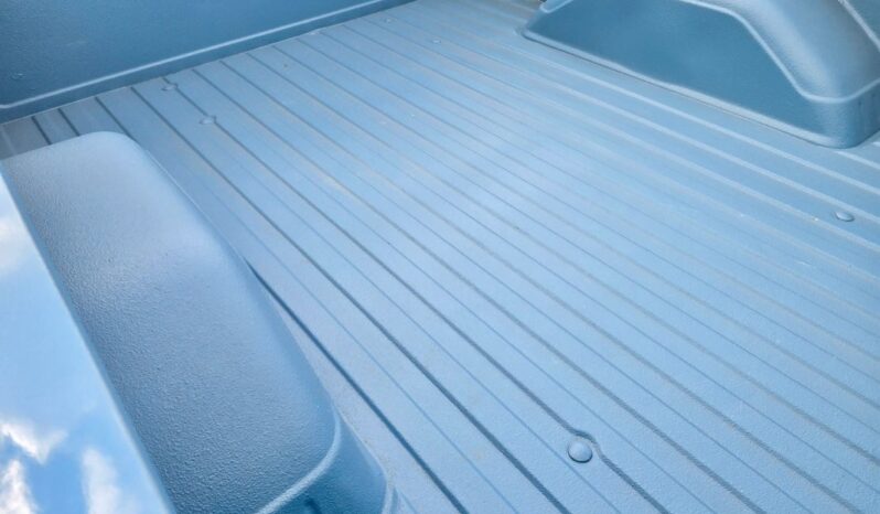 
								1985 GMC Sierra 1500 305CI Automatic full									