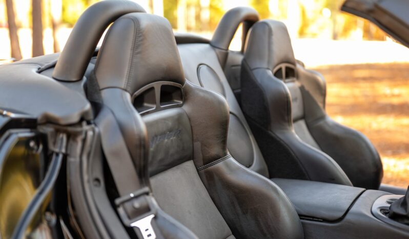 
								2004 Dodge Viper SRT-10 Roadster full									