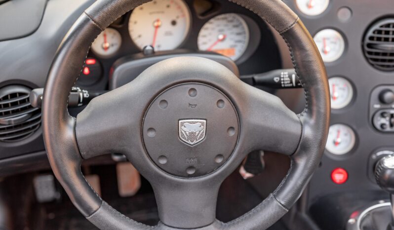 
								2004 Dodge Viper SRT-10 Roadster full									