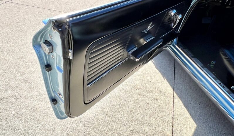 
								1964 Chevrolet Corvair Convertible full									