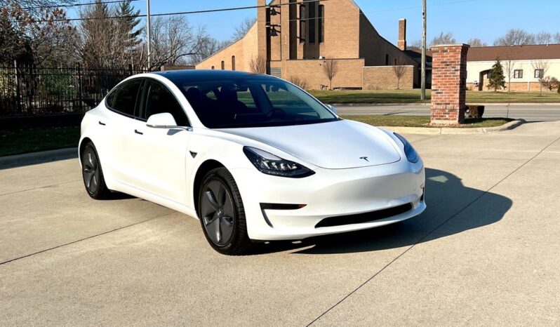 
								2019 Tesla Model 3 Electric full									