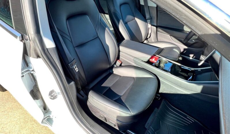 
								2019 Tesla Model 3 Electric full									