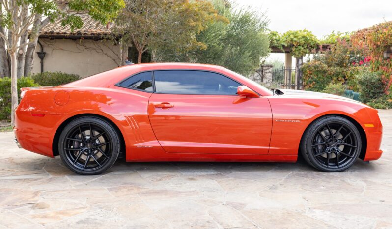 
								2011 Chevrolet Camaro Coupe 2SS RS full									
