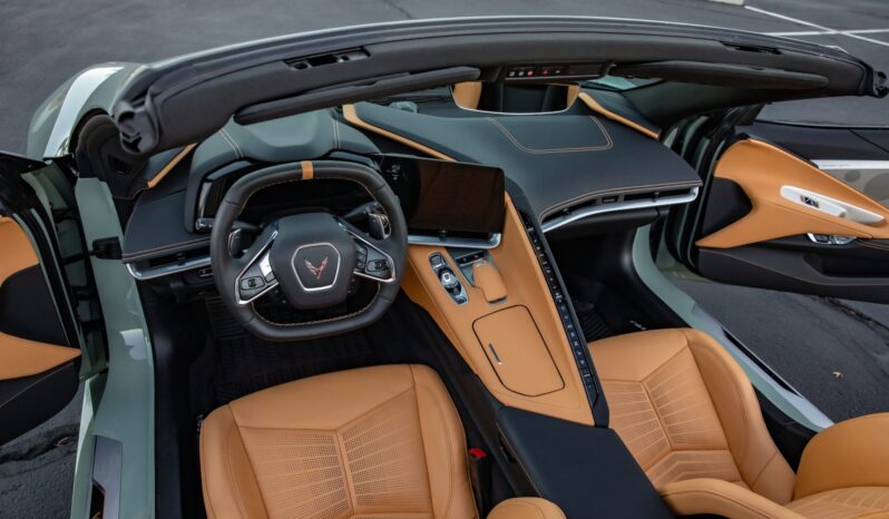 
								2024 Chevrolet Corvette Stingray Convertible Z51 2LT full									