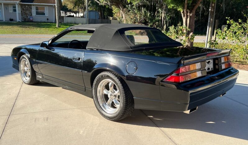 
								1989 Chevrolet Camaro RS Black Convertible 5.0 full									
