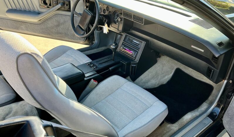 
								1989 Chevrolet Camaro RS Black Convertible 5.0 full									