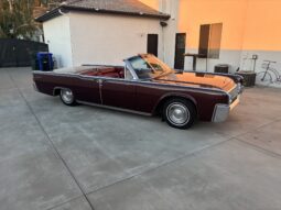 
										1963 Lincoln Continental Convertible full									