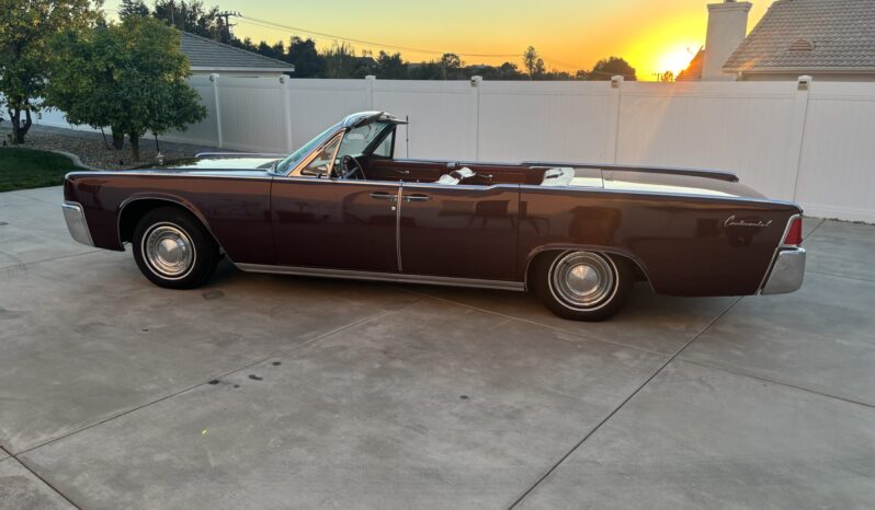 
								1963 Lincoln Continental Convertible full									