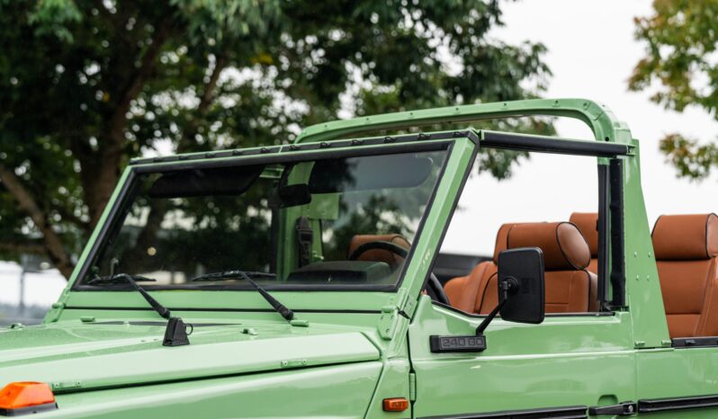 
								1987 Mercedes-Benz 240GD full									