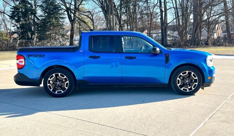 								2022 Ford Maverick Blue 2.0 Liter Automatic full									